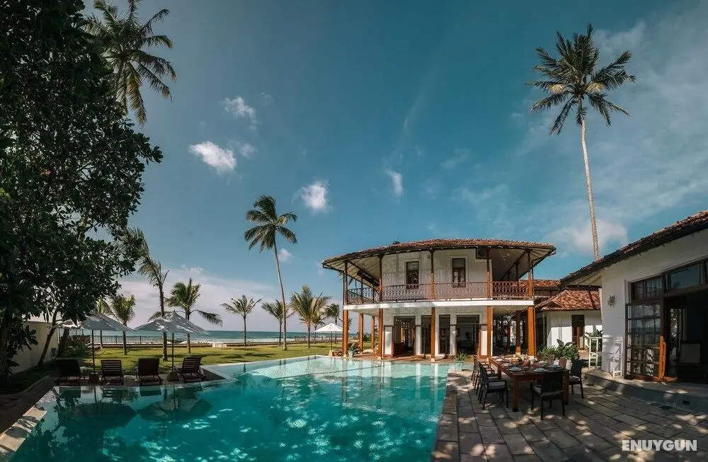 Family Beach Villa Located On An Incredible Beach - Öne Çıkan Resim