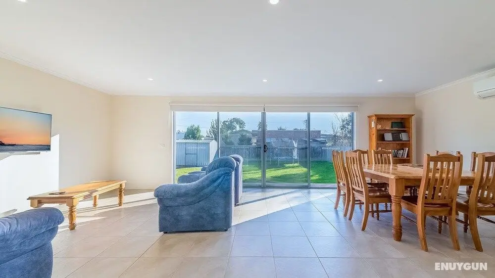 Family Home on 14 Lansell in Cowes - Öne Çıkan Resim