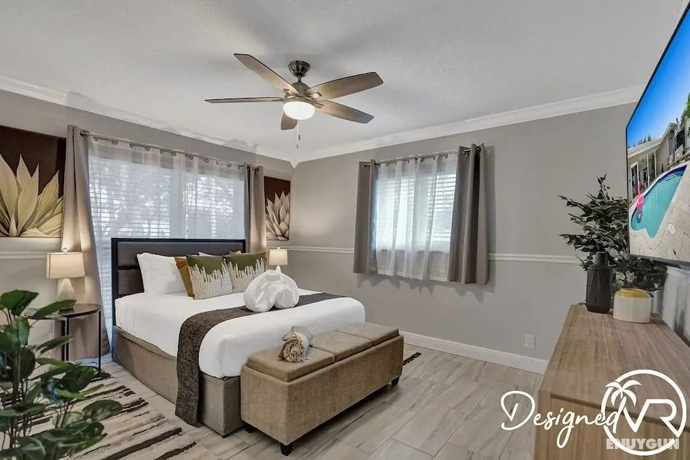 Family vacation 6 Br with Heated Pool - Oda