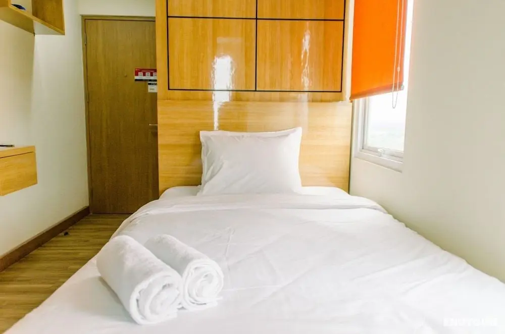 Fancy and Nice Studio Apartment at B Residence - Oda