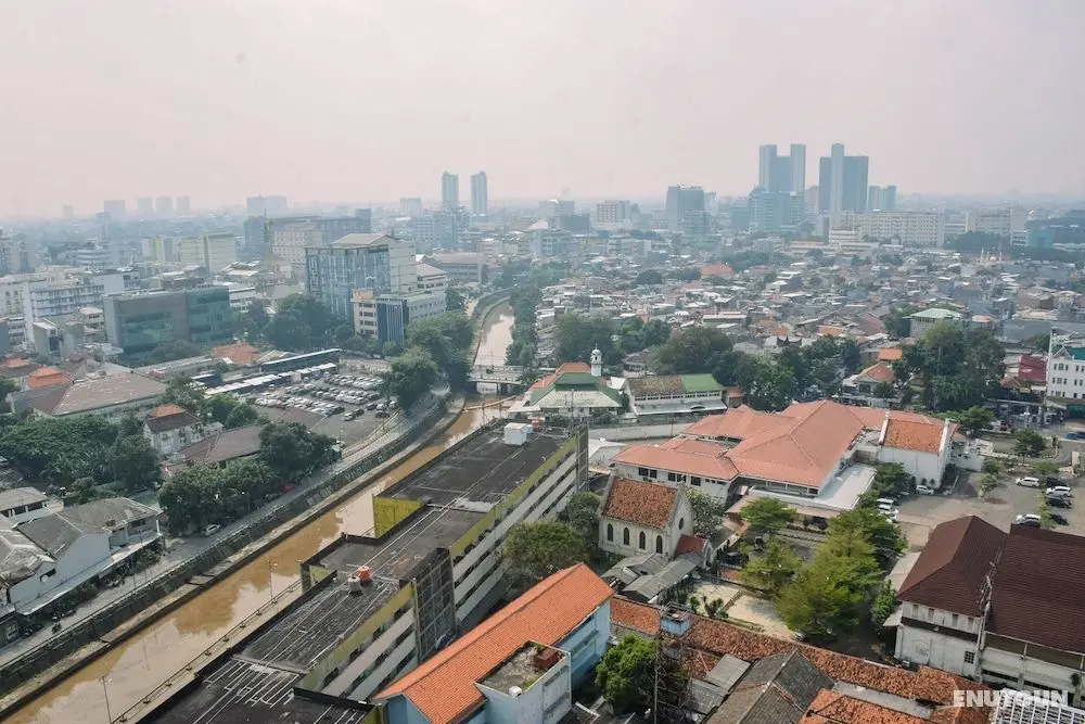 Fancy And Nice Studio Room At Menteng Park Apartment - Konum Öne Çıkanlar