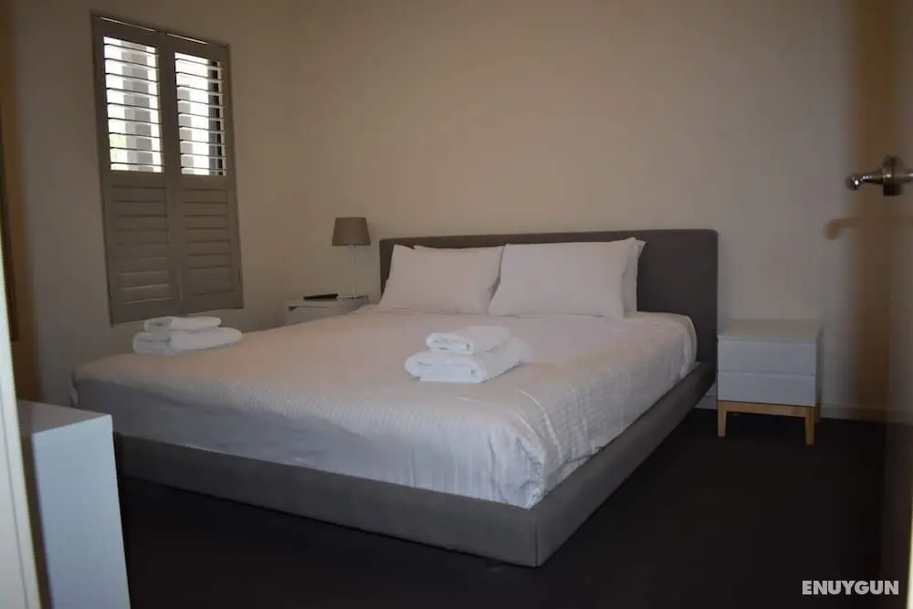 Fantastic 1 Bedroom Apartment Near Kings Park & The City - Oda