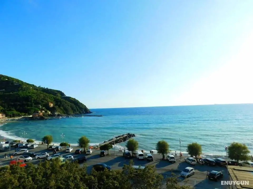 Fantastica Vista Mare - Öne Çıkan Resim