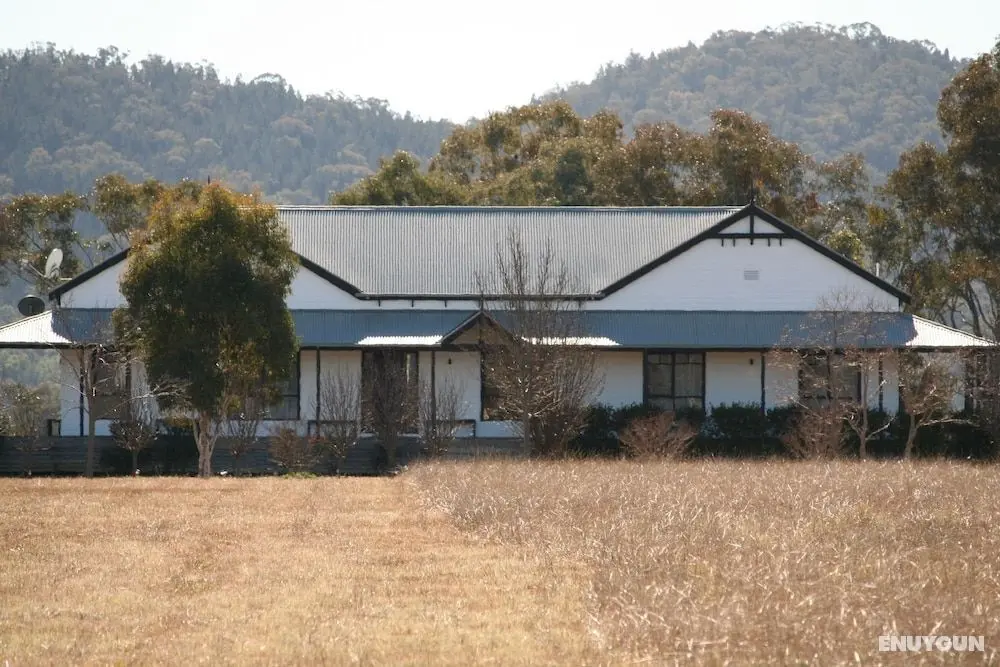 The Farmhouse at Blue Wren Wines - Öne Çıkan Resim