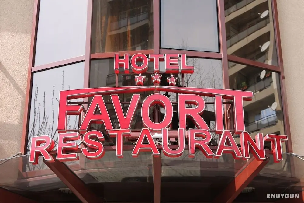 Hotel Favorit - Dış Mekan