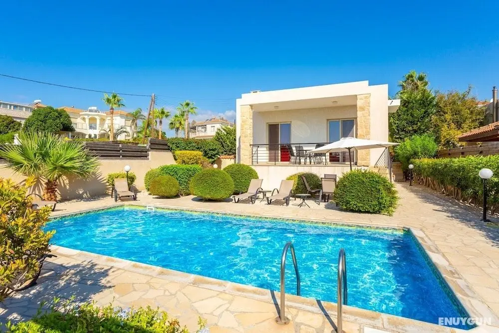 Villa Felice Large Private Pool Walk to Beach Sea Views A C Wifi Car Not Required - 2776 - Öne Çıkan Resim