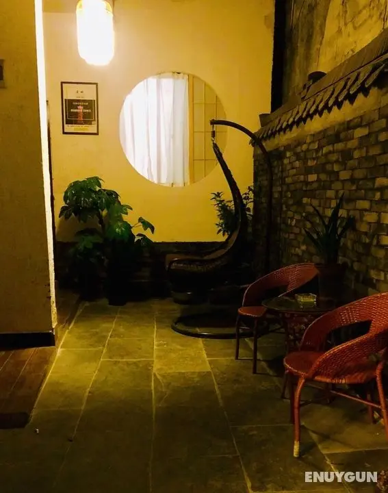 Fenghuang Little Bear Family Guest House - Öne Çıkan Resim