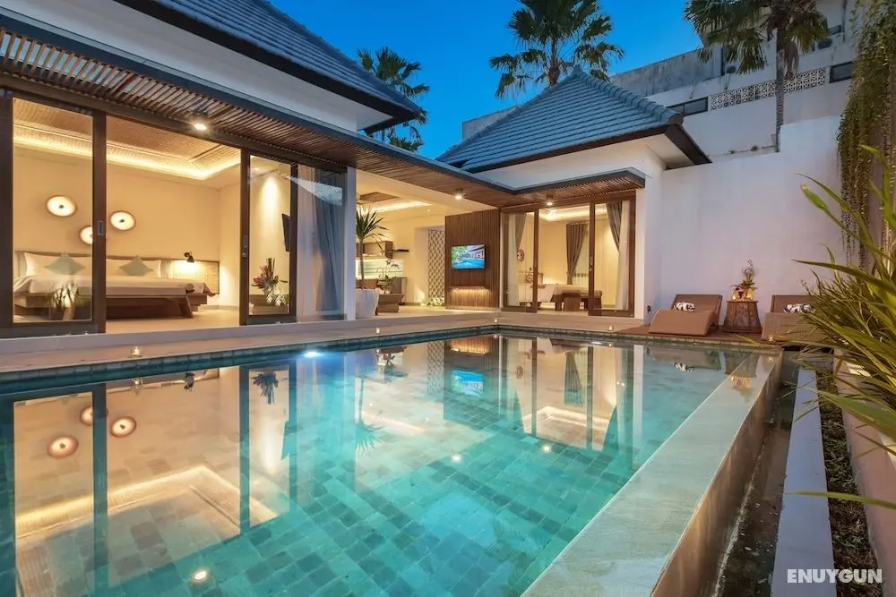 Fenosa Seminyak Villas by Nagisa Bali - Havuz