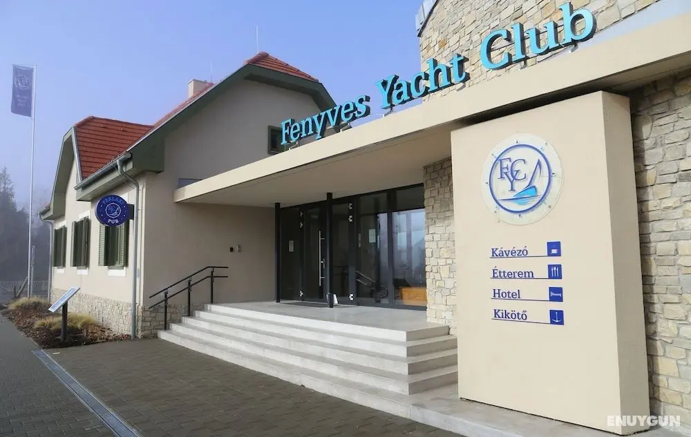 Fenyves Yacht Club - Öne Çıkan Resim