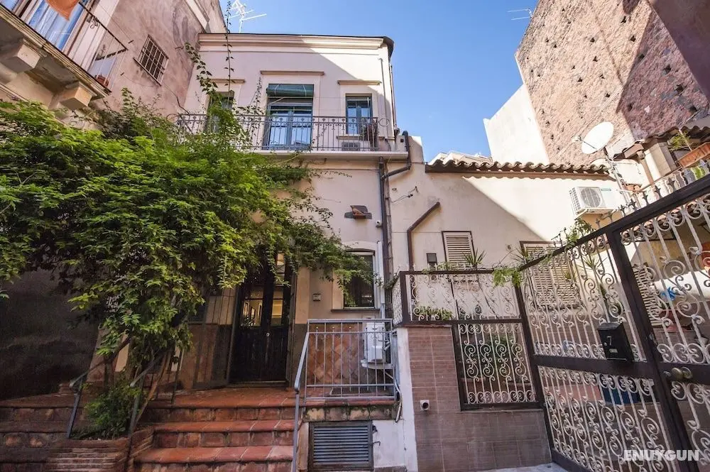 Ferrini Home Piazza Trento - Dış Mekan