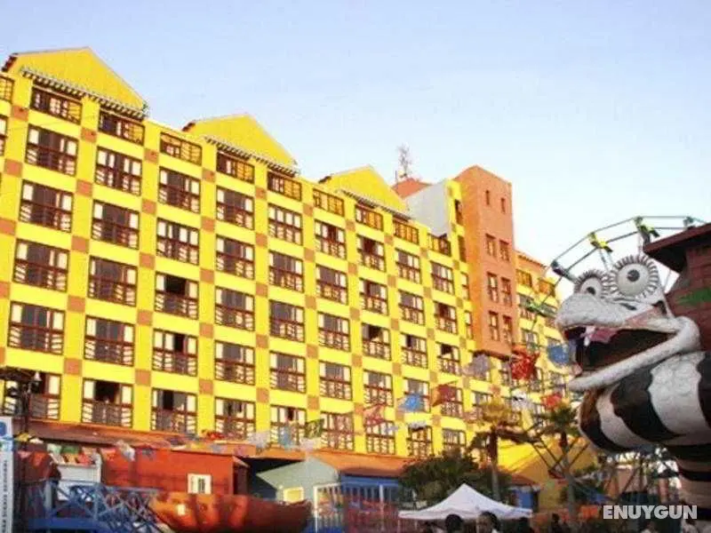 Festival Plaza Rosarito - Genel