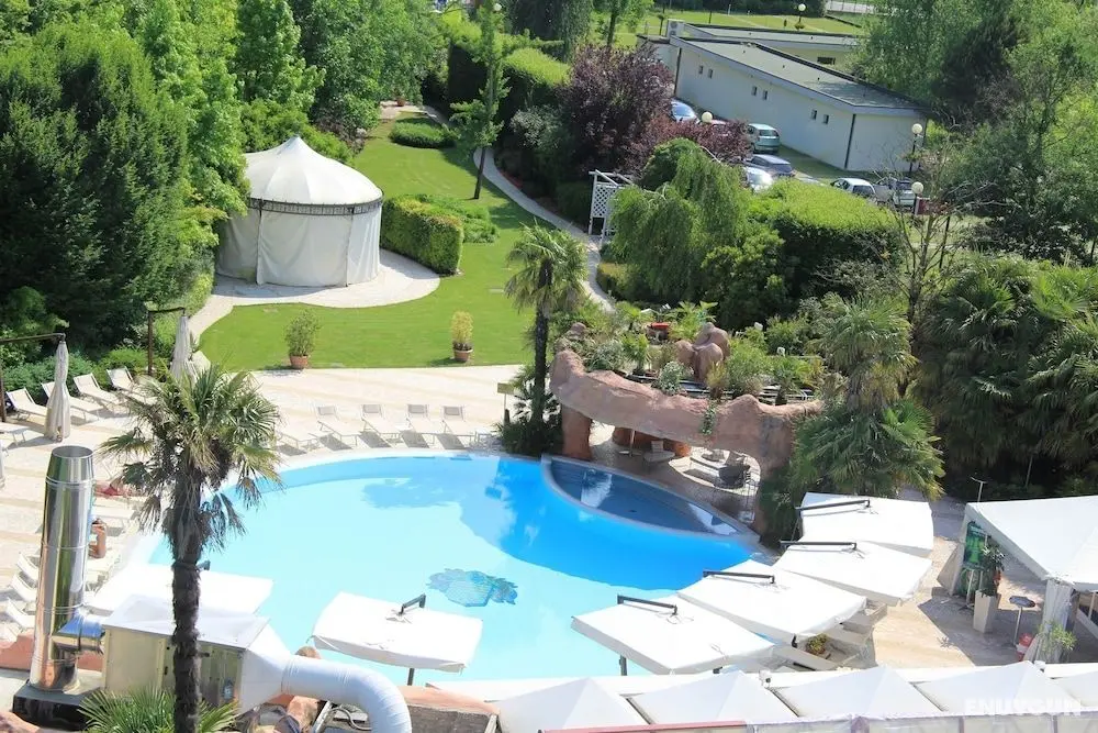 Villa Fiorita - Havuz