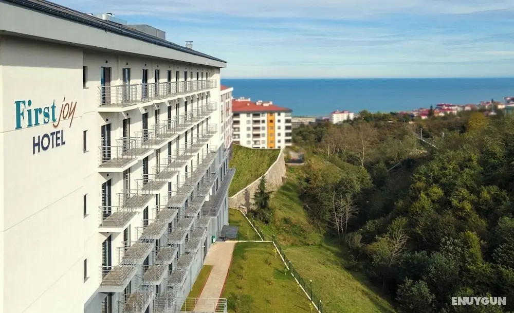 First Joy Hotel - Öne Çıkan Resim