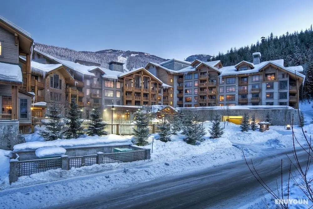 First Tracks Lodge - Öne Çıkan Resim