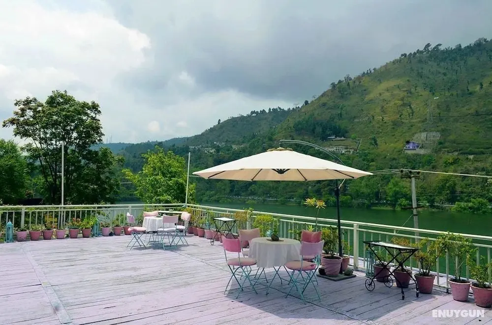 Fishermen's Lodge - A Lake Facing Hotel Near Nainital - Öne Çıkan Resim