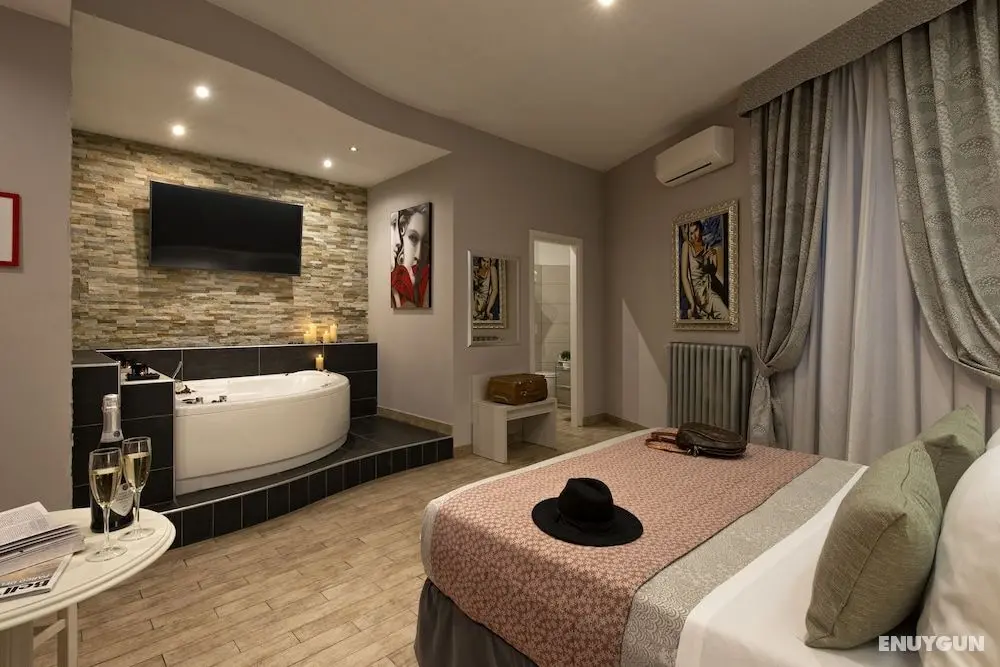 Five Rooms Rome - Öne Çıkan Resim