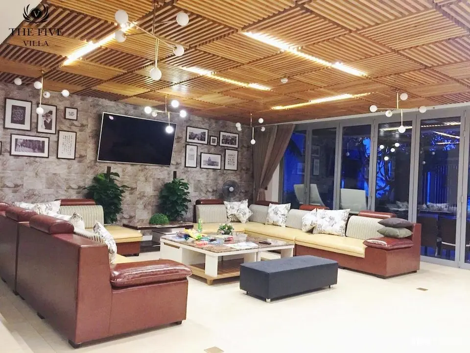 The Five Stars Villa - Lobi