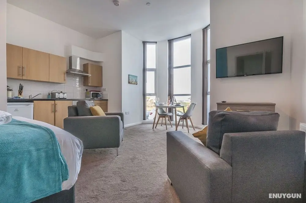 Five Way Apartments - Öne Çıkan Resim