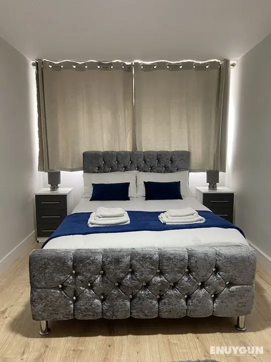 Flat 4 Cleveland Tower - Öne Çıkan Resim