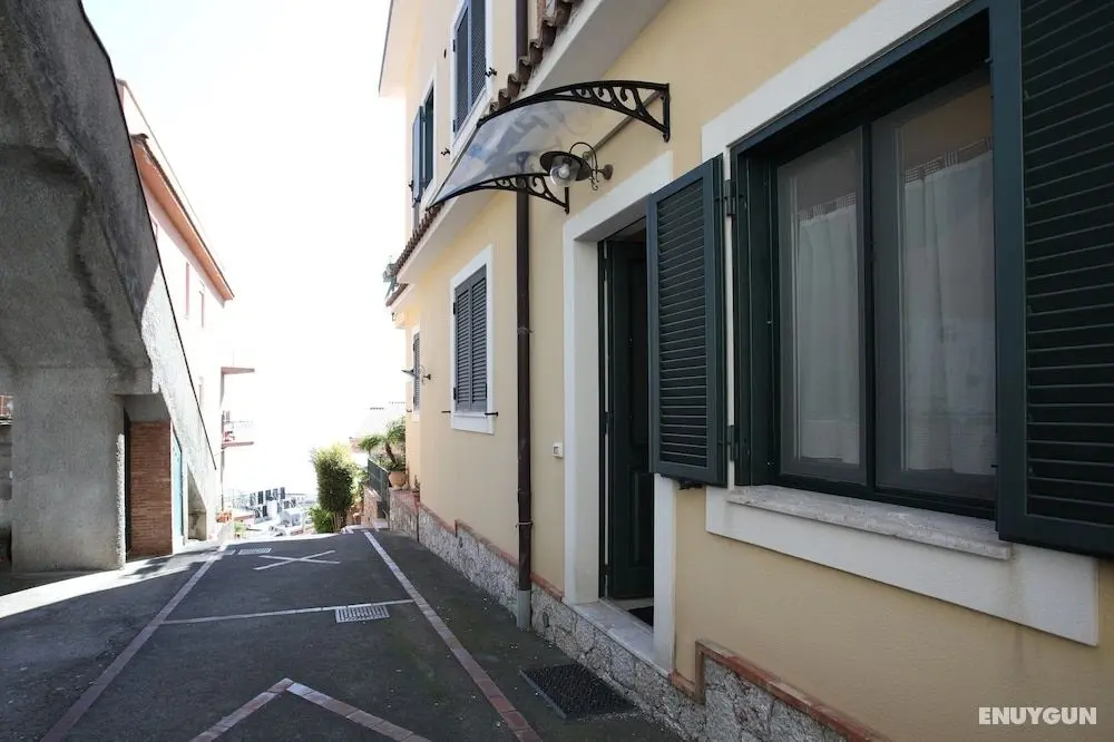 Flat Near The Historic Centre With Private Parking - Dış Mekan