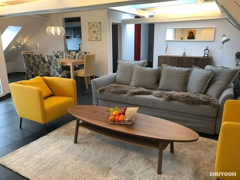 flat at Zurich MainStation - Öne Çıkan Resim
