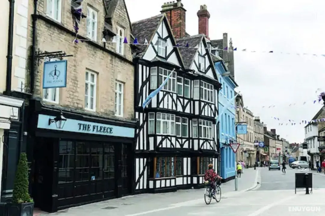 The Fleece at Cirencester - Öne Çıkan Resim