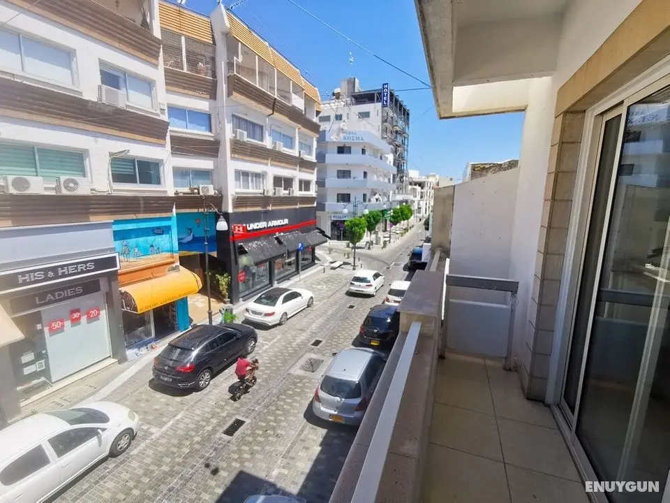 FlipFlop CityCenter Apartment - Oda Manzaraları