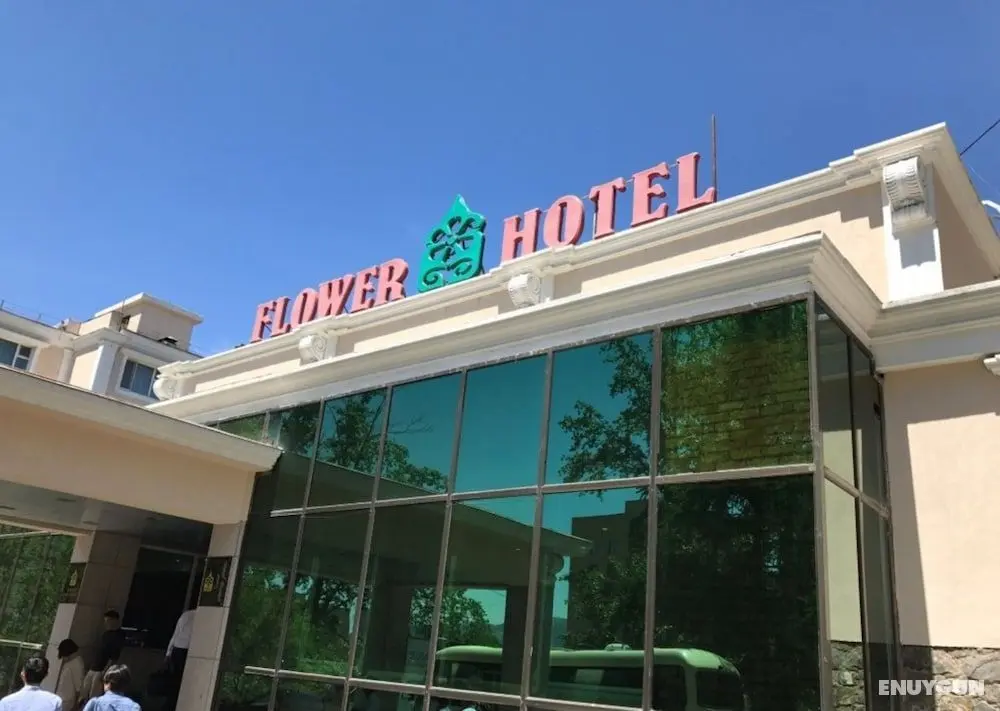 Flower Hotel Ulaanbaatar - Dış Mekan