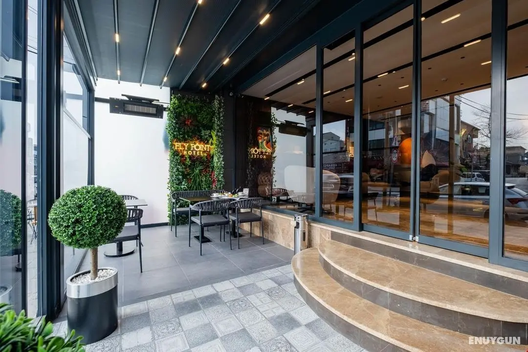 Fly Point Airport Hotels - Genel