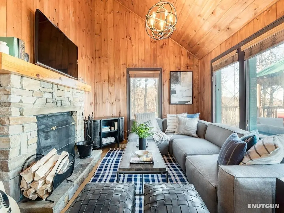 Fontana by Avantstay Gorgeous Mountain Cabin w/ Views, Hot Tub & Game Room! - Öne Çıkan Resim