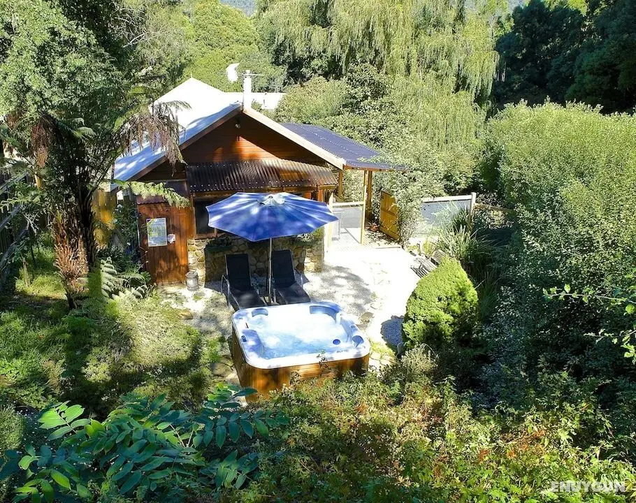 Forget Me Not Cottages - Öne Çıkan Resim