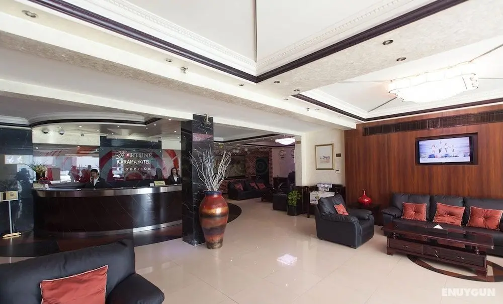 Fortune Karama Hotel - Lobi