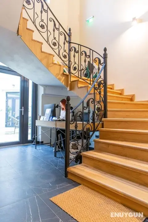 Hotel Forty One Bucharest - Lobi