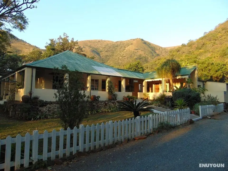 Fountain Baths Guest Cottages - Öne Çıkan Resim