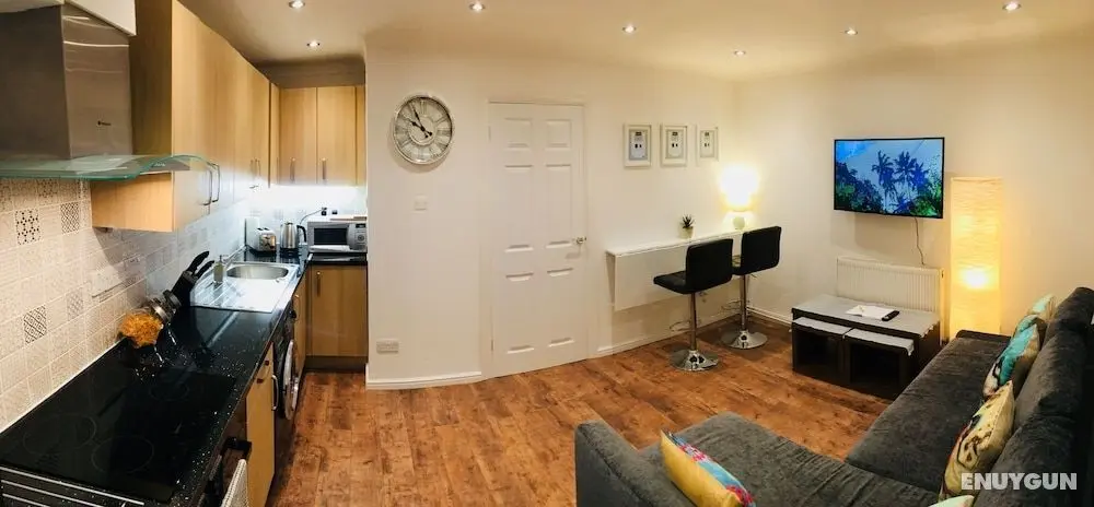 Fountain View 1BR Flat-Free Parking - Öne Çıkan Resim