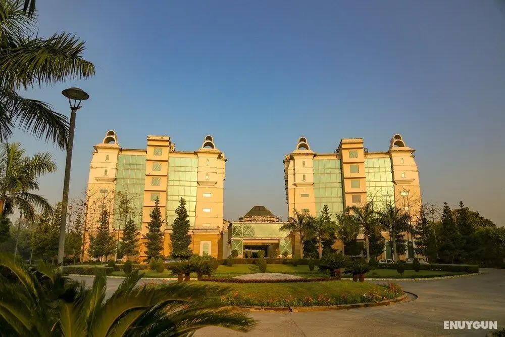 Four Leaf Service Suites - Öne Çıkan Resim