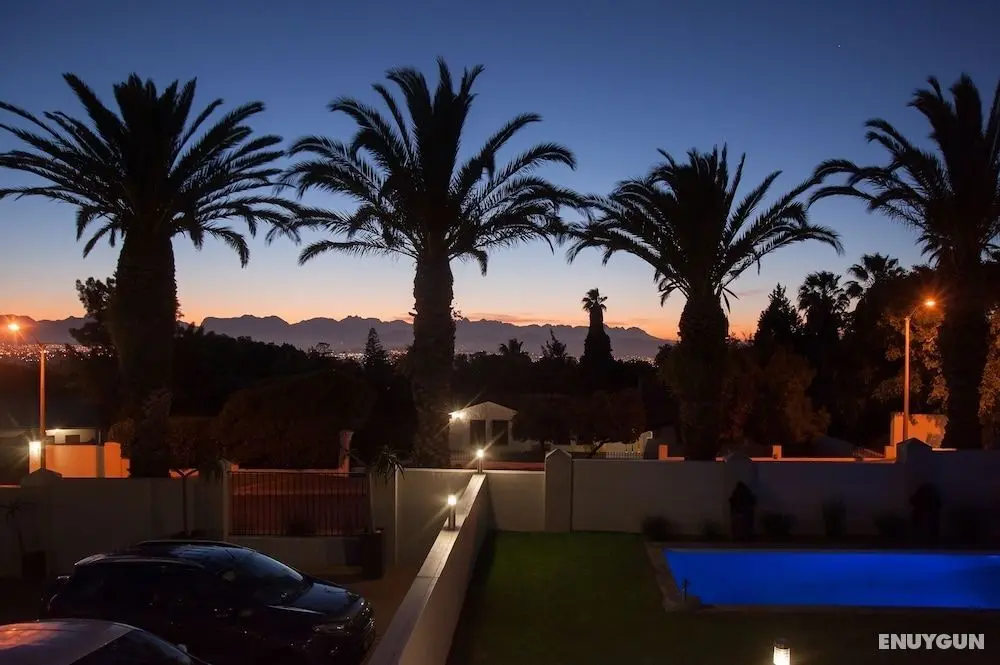 Four Palms Accommodation - Dış Mekanlar