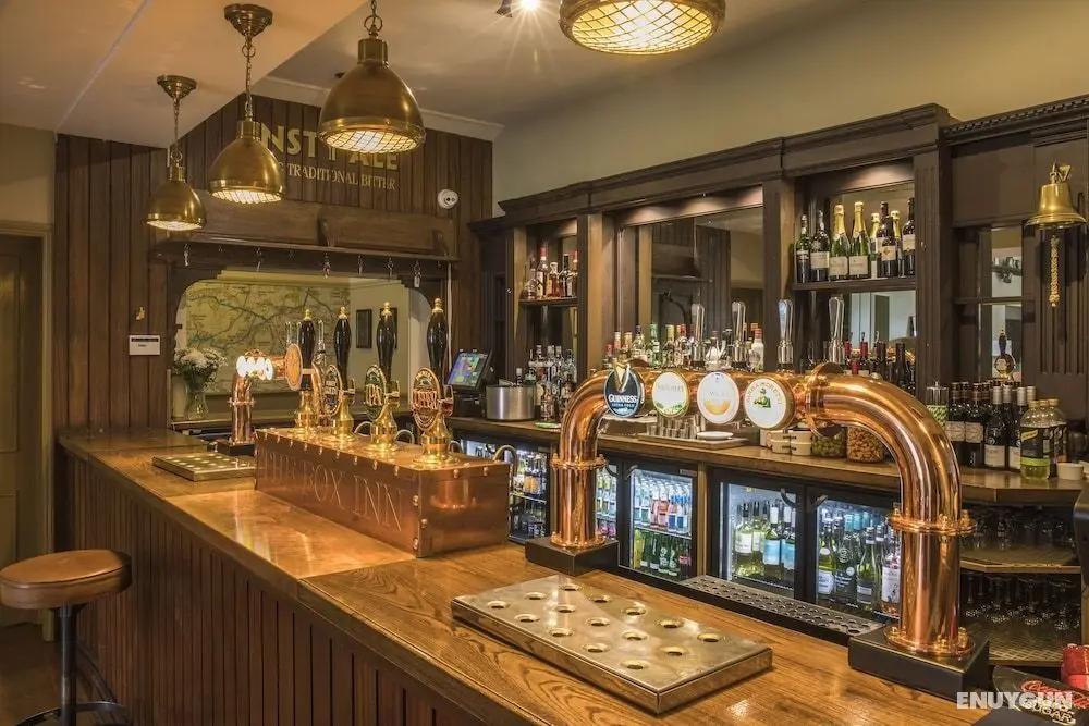 The Fox Inn - Öne Çıkan Resim