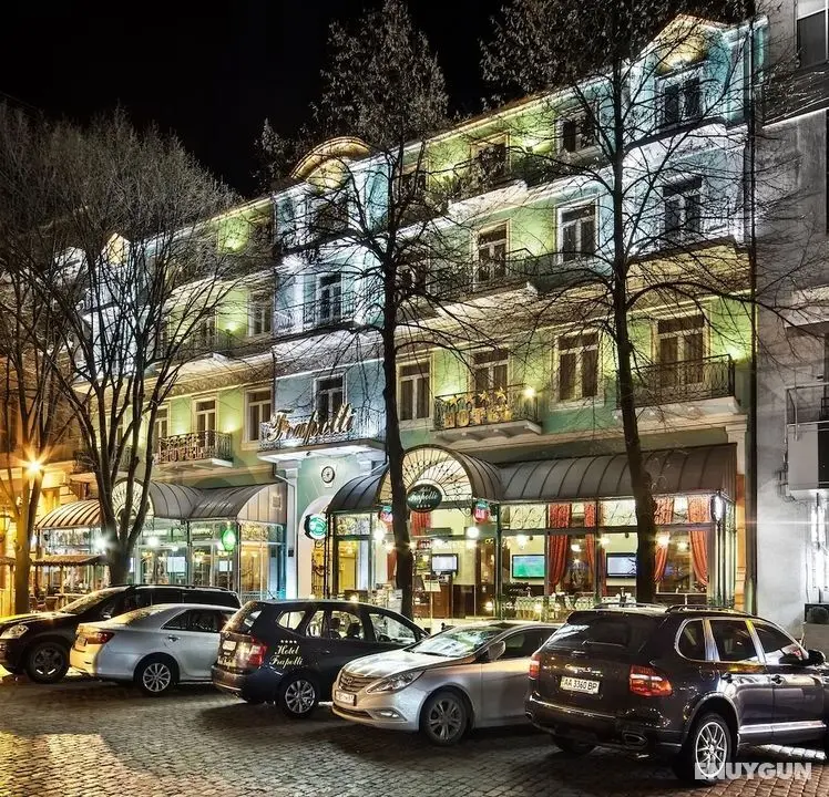 Frapolli Hotel - Dış Mekan