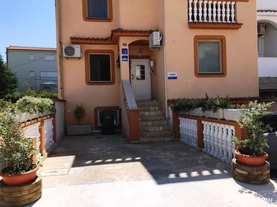 Friendly People's Guest House - Dış Mekan