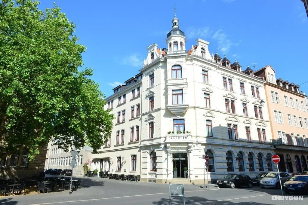 Frühlings-Hotel - Genel