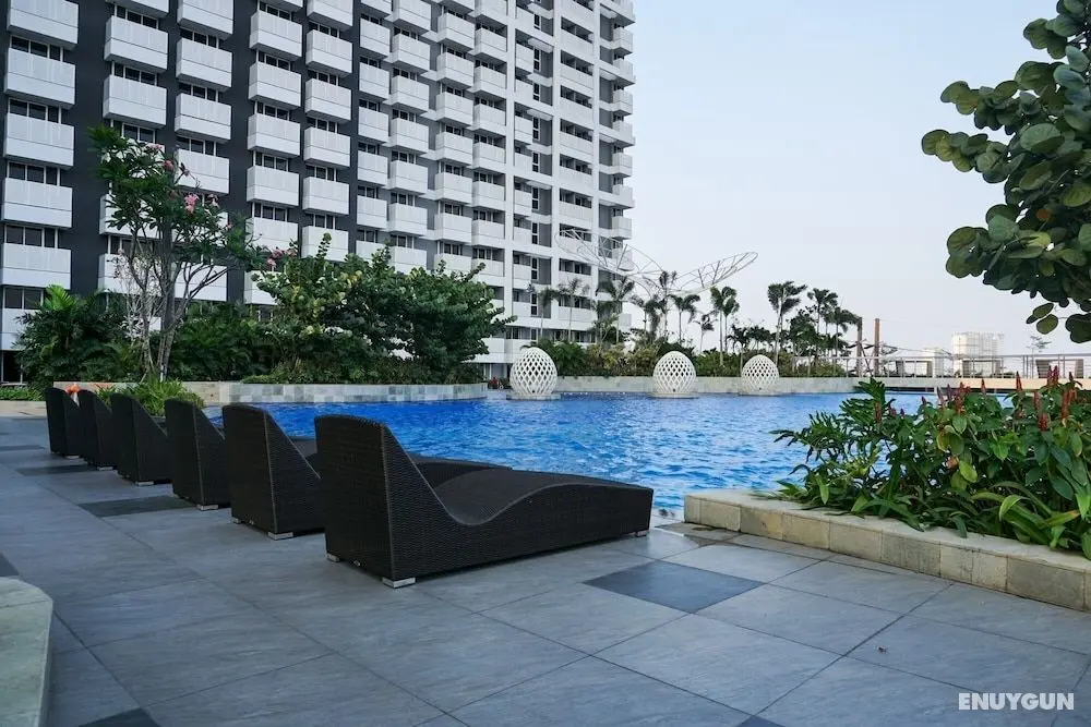 Full Furnished With Modern Design 1Br At West Vista Apartment - Dış Mekan