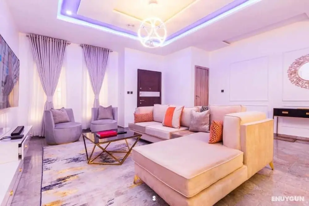 Furnished 4-bed House Lekki Phase 1 Lagos - Öne Çıkan Resim