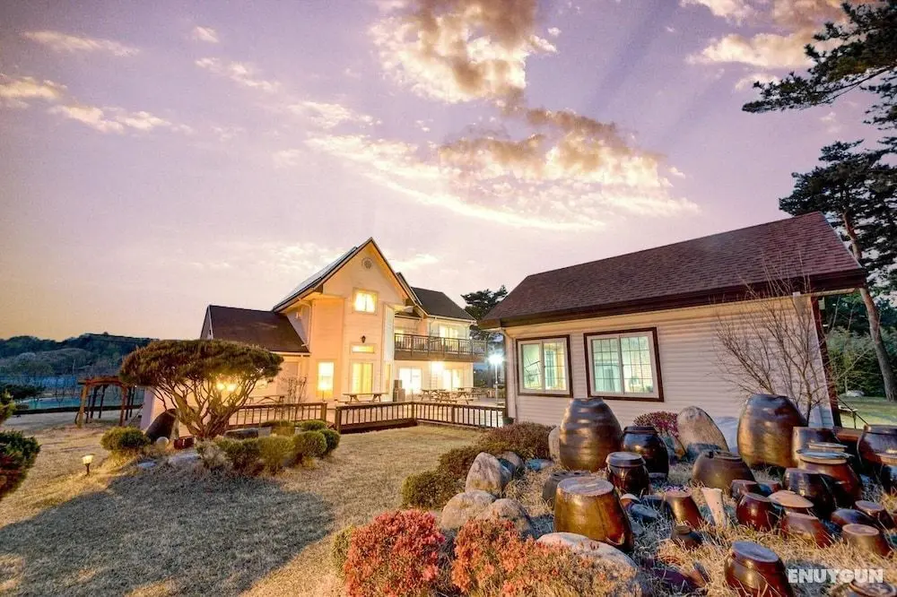 Gangnueng Gadunji Pension - Dış Mekan