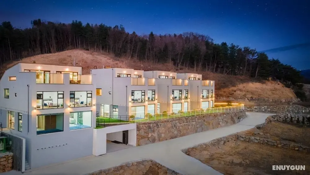 Gapyeong Belloci Firstige Party Poolvilla - Dış Mekan