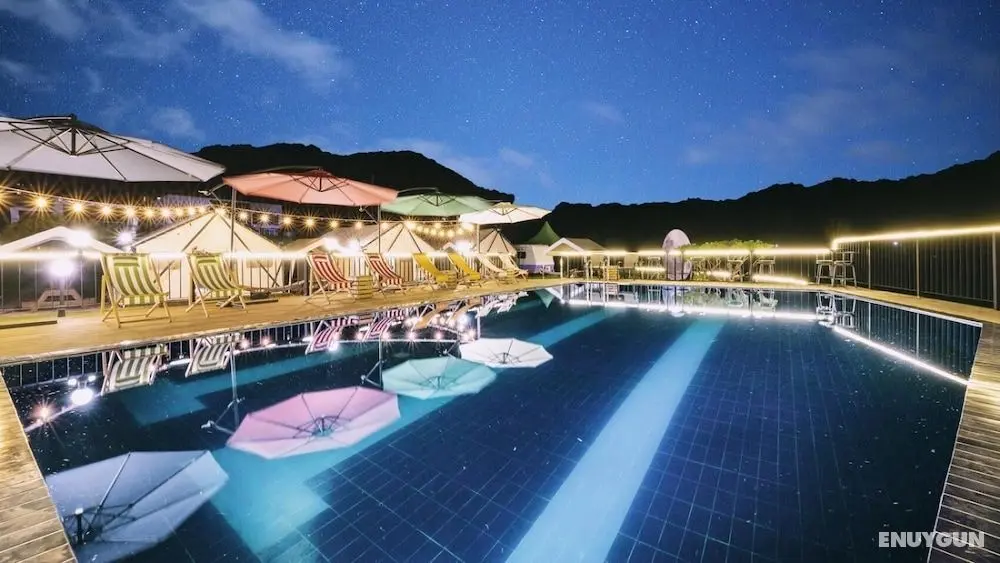 Gapyeong Cheongchun Glamping & Caravan - Dış Mekan