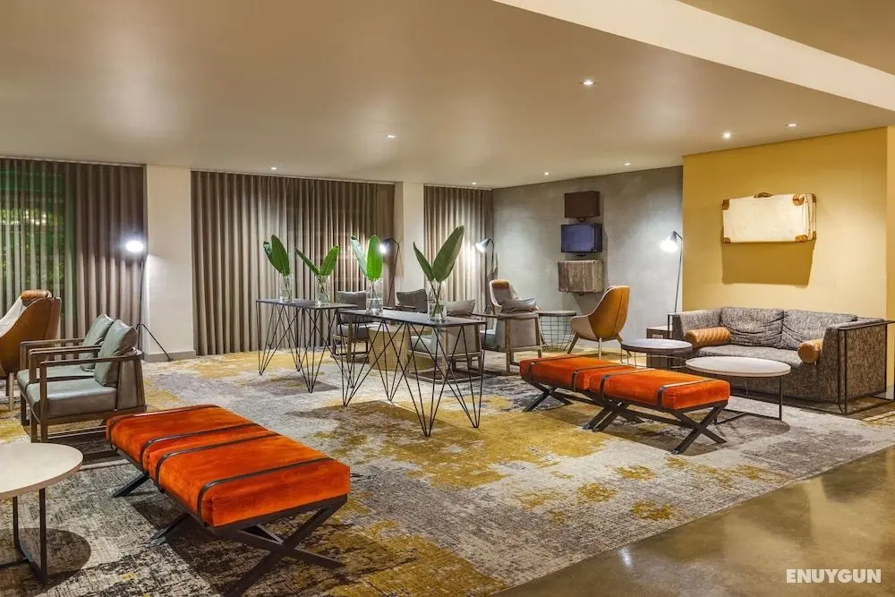 Garden Court Victoria Junction - Öne Çıkan Resim