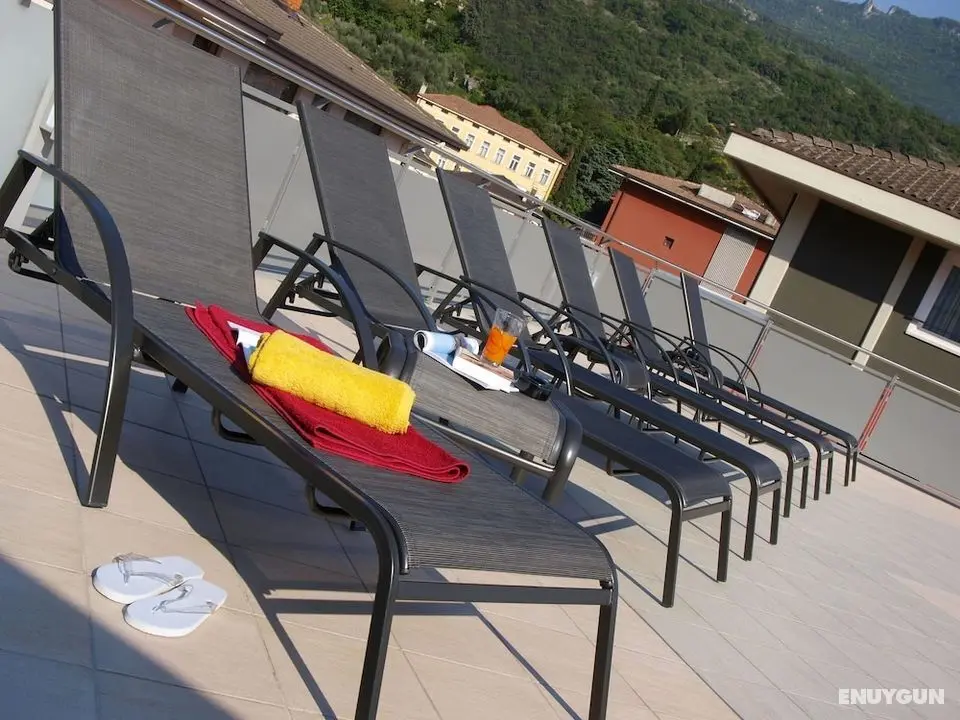 Hotel Garnì Corallo - Dış Mekanlar