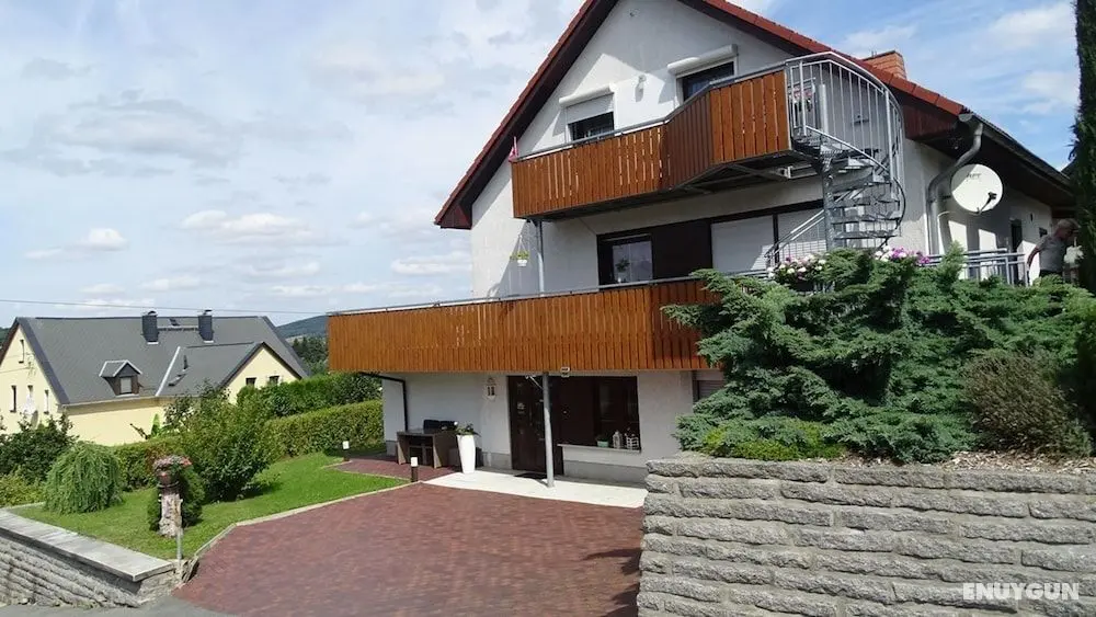 Gästezimmer & Ferienwohnung Berge - Öne Çıkan Resim