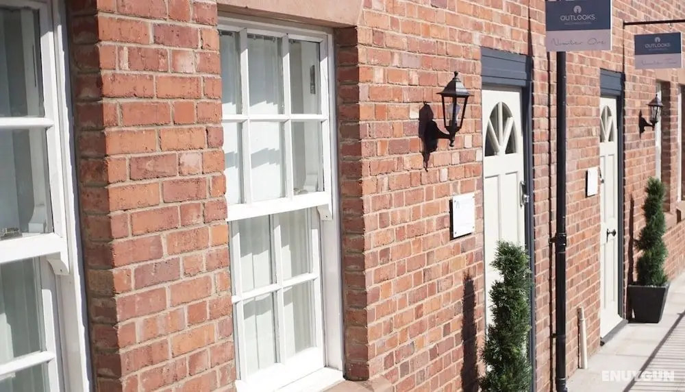 The Gathering Chester 2 Sleeps 14 Very Close to City Centre Racecourse Within Walls - Öne Çıkan Resim